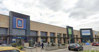 Edinburgh Aldi worker hurt as 'out-of-control' teen gang storms busy Scots store - www.dailyrecord.co.uk - Britain - Scotland - city Old