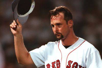 Tim Wakefield, Beloved Red Sox Knuckleballer, Dead At 57 - etcanada.com - Boston - Beyond