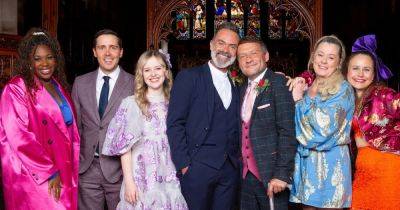 Coronation Street stars stun as they glam up for first successful gay wedding in soap's history - and Billy actor says he's 'honoured' - www.manchestereveningnews.co.uk - Manchester