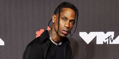 Travis Scott Pauses Performance to Defend Fan Getting Kicked Out Off His 'Circus Maximus Tour' - www.justjared.com - Texas - county Dallas