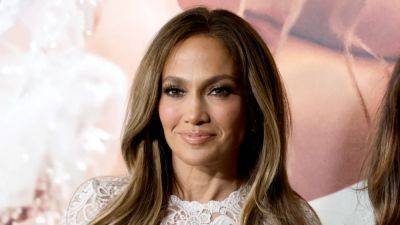 Jennifer Lopez Had an ‘Epic Weekend’ at the Usher and Adele Shows In Vegas - www.glamour.com - Las Vegas - city Sin