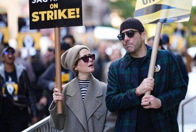 Dispatches From The Picket Lines In NYC, Burbank: “Studios Should Be Embarrassed We Are Still Out Here Yelling At Them” - deadline.com - USA - city Burbank