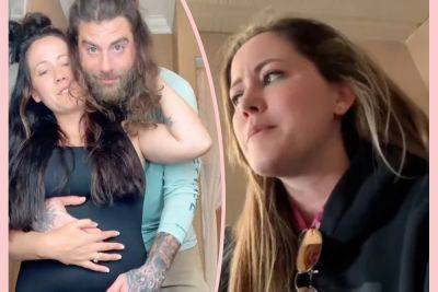 Jenelle Evans DELETED Her TikToks With David Eason -- Is It Because He Was Texting His Ex?! - perezhilton.com - USA