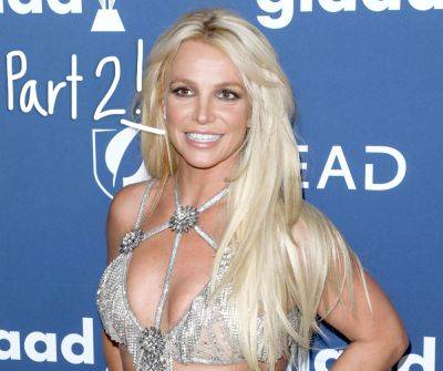 Britney Spears Teases SEQUEL To Memoir Already! - perezhilton.com - Mexico