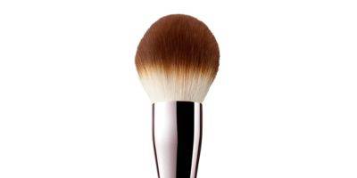 La Mer's Best-Selling Powder Brush Is Currently Half Off - Get the Deal! - www.justjared.com