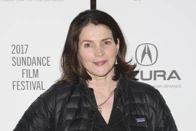 Julia Ormond Sues Harvey Weinstein For Battery And CAA, Disney As Sexual Assault Enablers - etcanada.com - Chicago