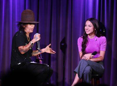 Olivia Rodrigo Talks With Linda Perry, Sings Fan Favorite ‘Lacy’ in Grammy Museum Appearance - variety.com