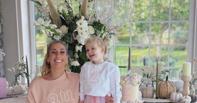 Inside Stacey Solomon and daughter Rose's joint birthday from doll houses to cake - www.ok.co.uk