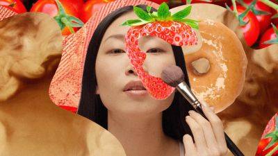 Food Beauty Trends: How Latte Makeup and Strawberry Girl Changed the Way We Think About Beauty - www.glamour.com