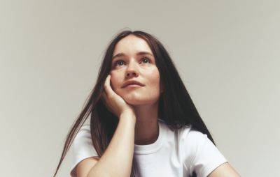 Sigrid shares new single ‘Ghost’ and announces ‘The Hype’ EP - www.nme.com - Norway