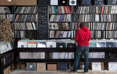 Indie labels concerned as major labels intervene in vinyl and CD distribution - www.nme.com - Britain - Switzerland