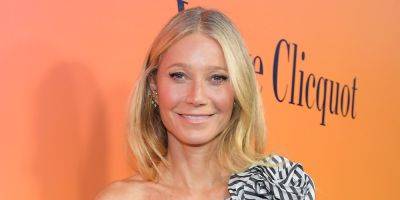 Gwyneth Paltrow Reveals How She Uses Her Oscar, 1 Celeb Who Left Her Starstruck & More - www.justjared.com - Hollywood - county Hampton - county Love