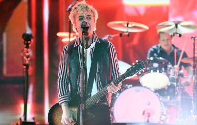 Watch Green Day play surprise intimate gig in London pub - www.nme.com - London - USA
