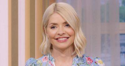 Holly Willoughby supported as she 'returns' to social media - one month after This Morning exit - www.ok.co.uk