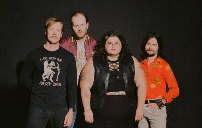 Sheer Mag unveil title track for new album, ‘Playing Favorites’ - www.nme.com