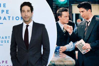 David Schwimmer pays tribute to Matthew Perry: ‘I imagine you up there, somewhere’ - nypost.com