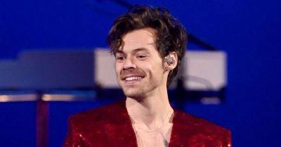 Harry Styles shows off radical new hairstyle that left fans reeling - www.ok.co.uk - London - Las Vegas