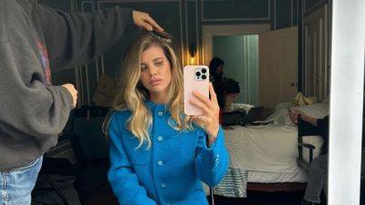Sofia Richie Grainge's Chocolate Nails Couldn't Be More on Trend for Fall - www.glamour.com - Poland