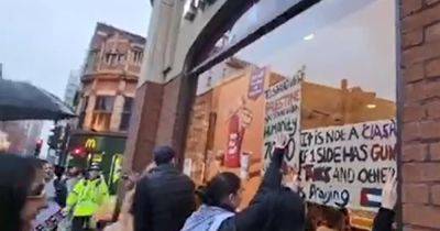 Pro-Palestine demonstrators target Starbucks and Pret A Manger during city centre march - www.manchestereveningnews.co.uk - Manchester - city Portland - Israel - Palestine
