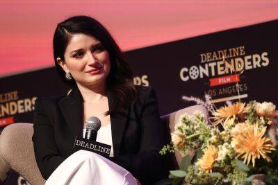 Eve Hewson Had To Confront A Fear Of Singing To Star In ‘Flora And Son’ – Contenders Film L.A. - deadline.com - Los Angeles - county Clark - Dublin - city Gary, county Clark