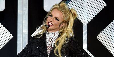 Britney Spears' Memoir 'The Woman in Me' Sales Numbers Are In Amid Reports of Possible Movie Deal - www.justjared.com - New York