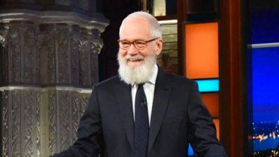 David Letterman Greeted With Standing Ovation At The Ed Sullivan Theater In Return To ‘The Late Show’ After More Than 8 Years Since Exit - deadline.com