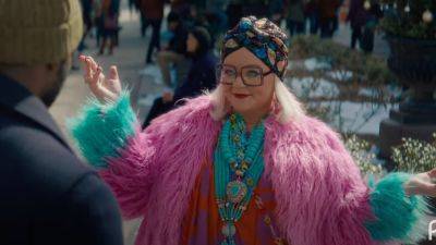 ‘Genie’ Review: Melissa McCarthy Stars in a Fairy-Tale Comedy Written by Richard Curtis, but It’s No ‘Love Actually.’ More Like ‘Elf’ Meets ‘Love Sort Of’ - variety.com - Britain - New York