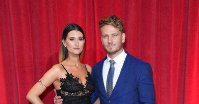 All the signs real life Emmerdale couple Matthew Wolfenden and Charley Webb had split - www.ok.co.uk - Manchester