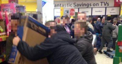 The year 'all hell broke loose' at Manchester Black Friday sales with 'punch ups and broken bones' - www.manchestereveningnews.co.uk - Britain - USA - Manchester