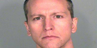 Former Minneapolis Police Officer Derek Chauvin Stabbed in Prison - www.justjared.com - Arizona - Minneapolis