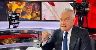 BBC's Huw Edwards 'furious at corporation' and 'set to leave' after internal inquiry - www.ok.co.uk