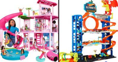 WIN the Ultimate Playset bundle this Christmas with Hot Wheels & Barbie - www.ok.co.uk - Santa