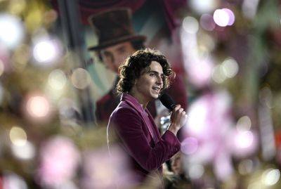 Timothée Chalamet Praises His Coaches At ‘Wonka’ World Premiere: “Now I Can Do The Impression Of Someone Who Can Sing And Dance” - deadline.com - Britain - Brazil - London - China - USA - Mexico