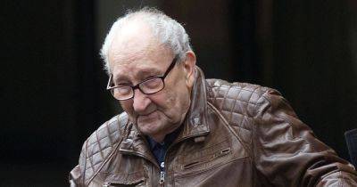 Ex-cop, 93, guilty of 'utterly depraved and wicked' abuse of young girls dies in prison - www.manchestereveningnews.co.uk - Manchester