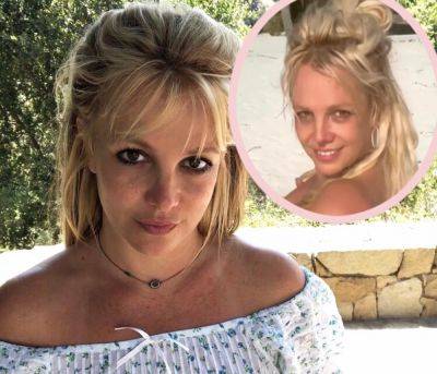 Britney Spears Goes Completely Nude -- Again -- In Throwback Beach Picture! - perezhilton.com