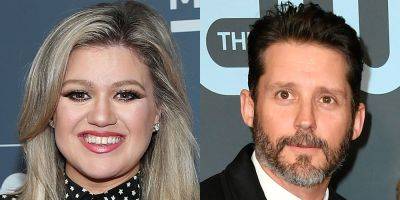 Kelly Clarkson's Ex Brandon Blackstock Ordered to Pay Her Back Millions in Booking Fees - www.justjared.com - California