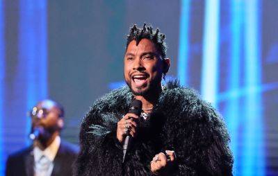 Miguel honours George Michael with a cover of ‘Careless Whisper’ at Rock Hall 2023 - www.nme.com