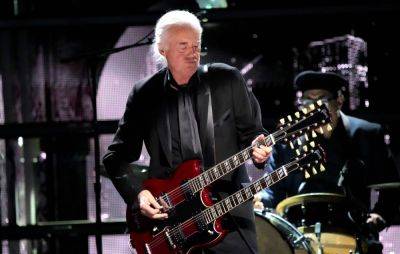 Watch Jimmy Page make surprise appearance at Rock and Roll Hall of Fame - www.nme.com - New York - Los Angeles - USA - Israel