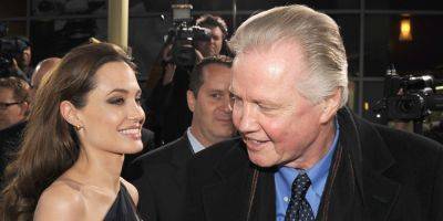 Jon Voight Is 'Disappointed' With Estranged Daughter Angelina Jolie Because of Her Israel-Palestine Thoughts - www.justjared.com - Israel - Palestine