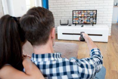 Is watching TV a good first date? Most people think so, poll finds - nypost.com - Minnesota - state Alaska - Wyoming - Indiana - state Idaho