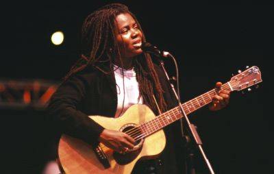 Tracy Chapman makes country music history - www.nme.com - Britain - USA - Nashville