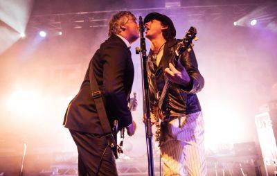 Watch The Libertines debut new ‘All Quiet On The Eastern Esplanade’ songs at intimate Margate gig - www.nme.com - Britain