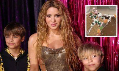 Shakira makes the worst gingerbread house ever - us.hola.com - Spain - Colombia - Uae