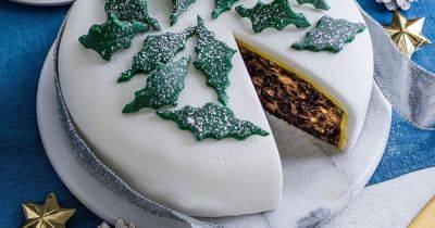 Mary Berry’s classic rich Christmas cake - recipe - www.ok.co.uk