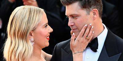 Colin Jost Drags Wife Scarlett Johansson During 'SNL' Joke Swap With Michael Che - www.justjared.com - New York