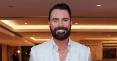 Rylan ruins Geri Horner's signature white outfit with foundation stain in blunder - www.ok.co.uk