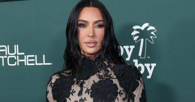Kim Kardashian given silver sculpture of her brain as very unique Christmas gift - www.ok.co.uk - Los Angeles - New York - county York