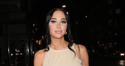 N-Dubz star Tulisa shows off new lips as she wows fans with transformation snap - www.ok.co.uk