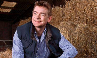 Ian Pepperell Dies: British Radio And TV Actor Was 53 - deadline.com - Britain - county Tucker