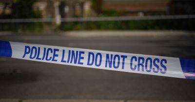 Man arrested on suspicion of drink driving after Christmas Day crash leaves five people badly hurt - www.manchestereveningnews.co.uk